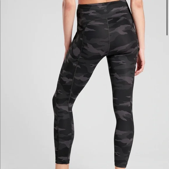 Athleta Green Camo Contender 7/8 Tight Leggings - Picture 2 of 13